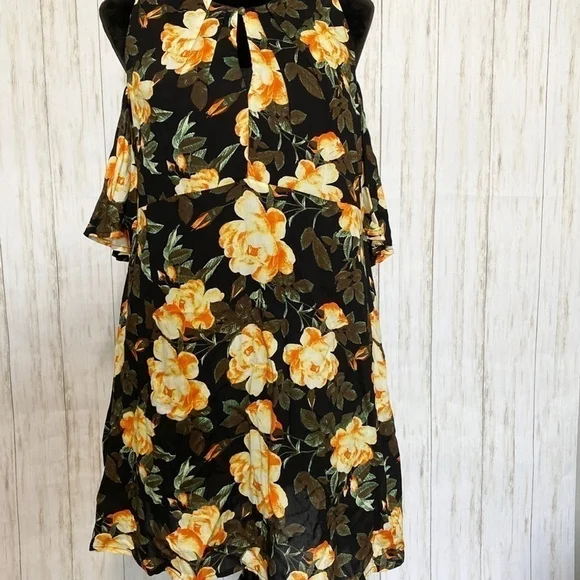 Umgee Cold Shoulder Floral Dress Size Small - Picture 6 of 8